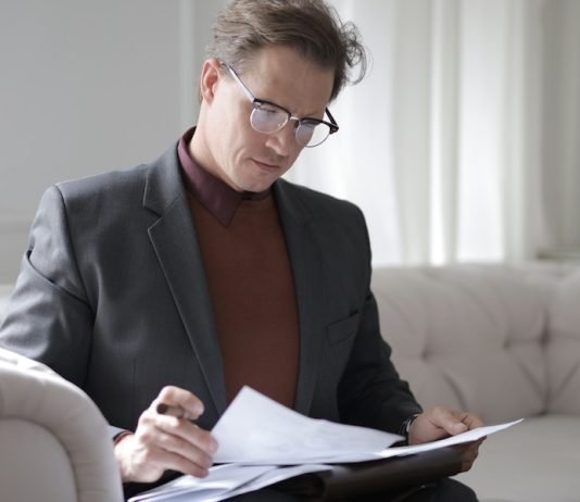 Choosing the Right Estate Lawyer: A Guide for Executors and Heirs Lawyer