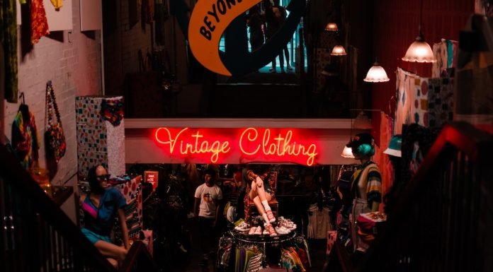 Brighten Up Your Business: Custom Neon Signs as Marketing Tools Custom Neon Signs