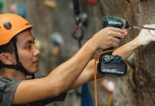 How to Find a Reputable Commercial Electrician in Australia Electrician