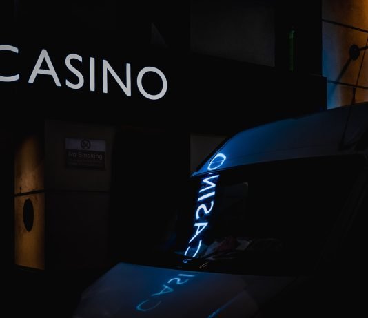 What Difference Does A Good Rating Means In Online Casinos Black car parked near building