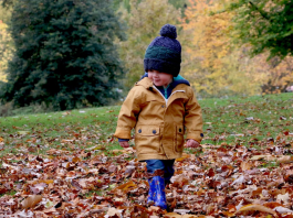 7 Fun-Filled Fall Activities for the Whole Family Cute baby girl